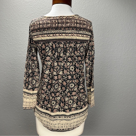Lucky Brand Black multi notch V-neck  Peasant blouse Sz S Fall Boho chic - Picture 5 of 8